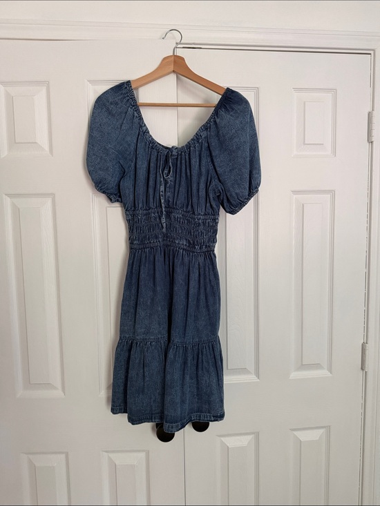 GAP Dresses & Skirts - GAP Denim Blue Puff-Sleeve Smocked Mini Dress